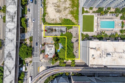 Купить коммерческую недвижимость в Майами, Флорида № 2035001 - фото 5