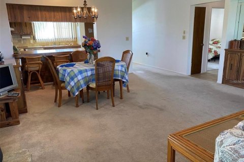 Condo in Port Richey, Florida, 2 bedrooms  № 2322759 - photo 26
