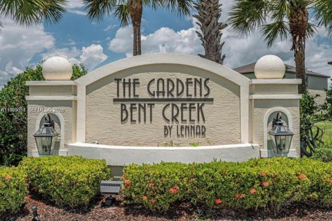 Casa en alquiler en St. Lucie, Florida, 4 dormitorios, 235.88 m2 № 2057562 - foto 9