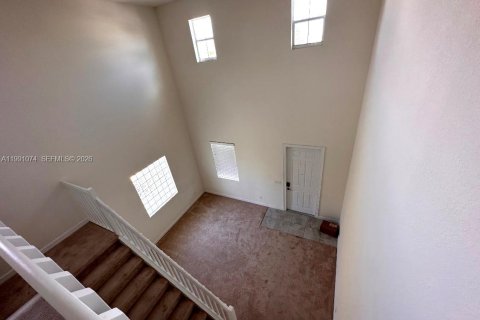 Casa en alquiler en St. Lucie, Florida, 4 dormitorios, 235.88 m2 № 2057562 - foto 3