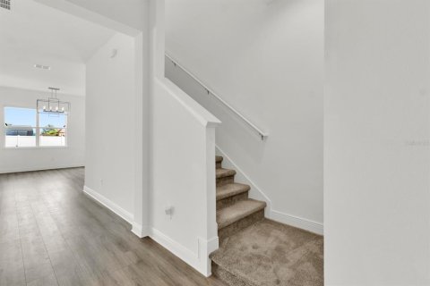 Casa en alquiler en Winter Garden, Florida, 6 dormitorios, 337.42 m2 № 1914086 - foto 11