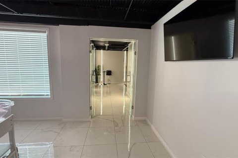 Купить коммерческую недвижимость в Орландо, Флорида 2556.39м2, № 1852961 - фото 11