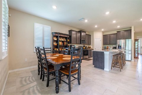 House in Odessa, Florida 4 bedrooms, 189.99 sq.m. № 1805783 - photo 13