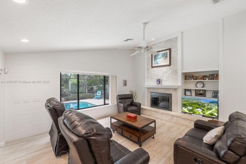 House in Jupiter, Florida 3 bedrooms, 204.76 sq.m. № 1941871 - photo 17