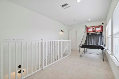 Townhouse in Fort Lauderdale, Florida 6 bedrooms, 316.61 sq.m. № 1818732 - photo 27