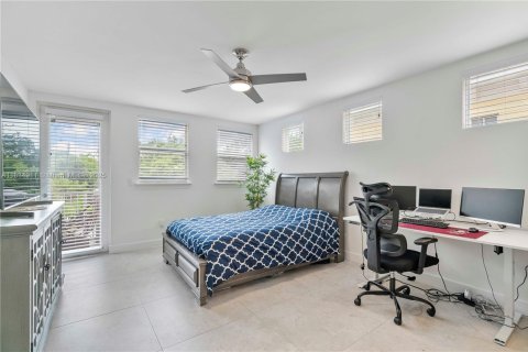 Townhouse in Fort Lauderdale, Florida 6 bedrooms, 316.61 sq.m. № 1818732 - photo 14