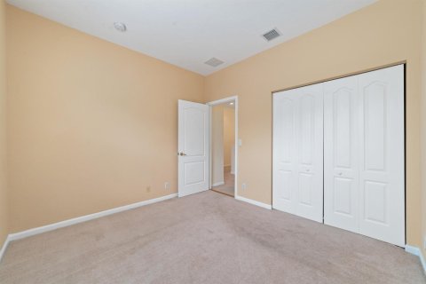 House in St. Lucie, Florida 5 bedrooms, 265.05 sq.m. № 2175580 - photo 21