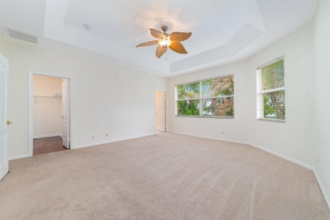 House in St. Lucie, Florida 5 bedrooms, 265.05 sq.m. № 2175580 - photo 29