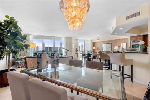 Condo in Aventura, Florida, 4 bedrooms  № 2033145 - photo 28