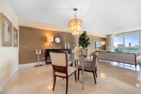 Condo in Aventura, Florida, 4 bedrooms  № 2033145 - photo 26