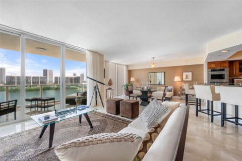 Condo in Aventura, Florida, 4 bedrooms  № 2033145 - photo 29