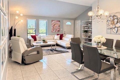 Casa en venta en Altamonte Springs, Florida, 3 dormitorios, 142.98 m2 № 2354255 - foto 5