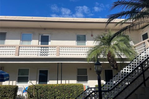 Condo in Hollywood, Florida, 1 bedroom № 2183115