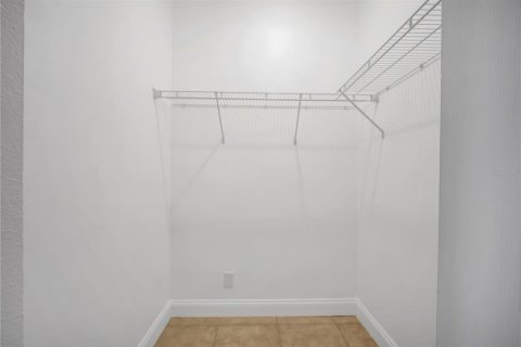 Touwnhouse à louer à Davenport, Floride: 4 chambres, 181.16 m2 № 2405706 - photo 23