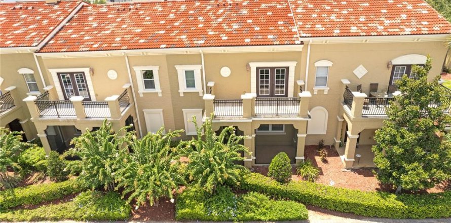 Touwnhouse à Davenport, Floride 4 chambres, 181.16 m2 № 2405706