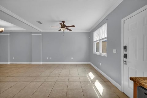Touwnhouse à louer à Davenport, Floride: 4 chambres, 181.16 m2 № 2405706 - photo 12