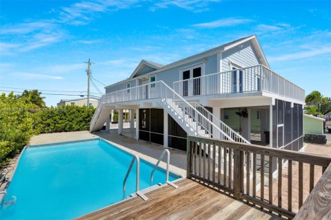 House in Key Largo, Florida 3 bedrooms, 144.09 sq.m. № 1794927 - photo 11