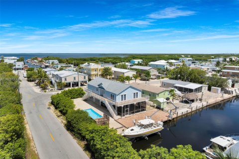 House in Key Largo, Florida 3 bedrooms, 144.09 sq.m. № 1794927 - photo 5