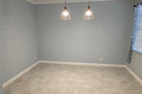 House in Riverview, Florida 4 bedrooms, 237.37 sq.m. № 2393714 - photo 5