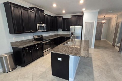 House in Riverview, Florida 4 bedrooms, 237.37 sq.m. № 2393714 - photo 8