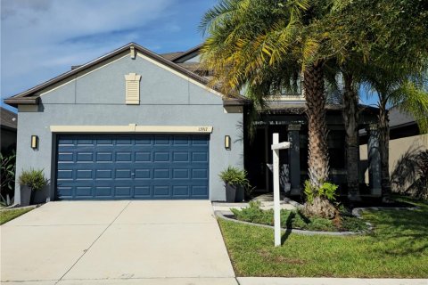 House in Riverview, Florida 4 bedrooms, 237.37 sq.m. № 2393714