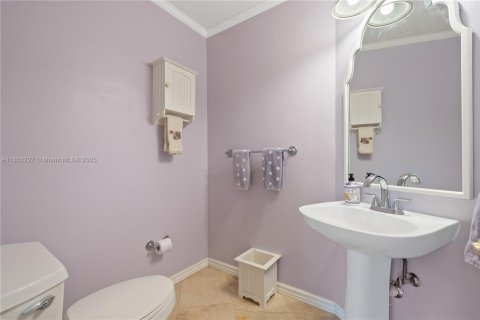 House in Homestead, Florida 5 bedrooms, 377.74 sq.m. № 1875600 - photo 29