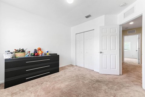 House in West Palm Beach, Florida 5 bedrooms, 208.1 sq.m. № 2176221 - photo 25