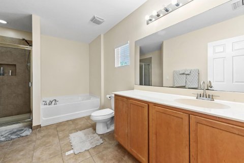 House in West Palm Beach, Florida 5 bedrooms, 208.1 sq.m. № 2176221 - photo 22