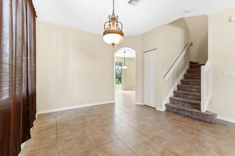 House in West Palm Beach, Florida 5 bedrooms, 208.1 sq.m. № 2176221 - photo 5
