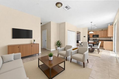 House in West Palm Beach, Florida 5 bedrooms, 208.1 sq.m. № 2176221 - photo 14
