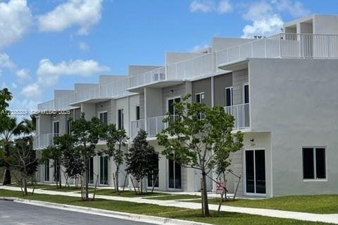 Adosado en venta en Homestead, Florida, 4 dormitorios, 129.88 m2 № 2085716 - foto 20