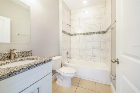 Casa en venta en Kissimmee, Florida, 4 dormitorios, 144.93 m2 № 1876218 - foto 14