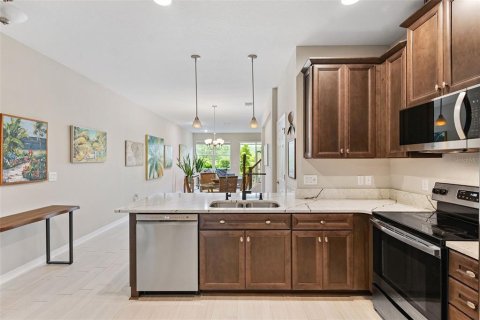 Townhouse in Wesley Chapel, Florida 2 bedrooms, 145.95 sq.m. № 1835865 - photo 9