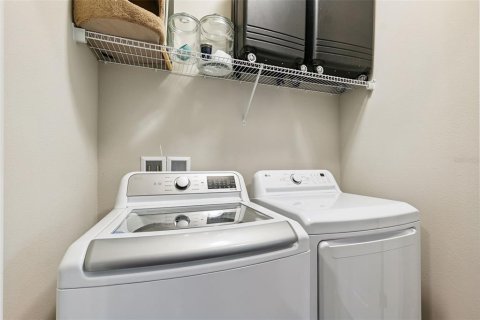Townhouse in Wesley Chapel, Florida 2 bedrooms, 145.95 sq.m. № 1835865 - photo 25