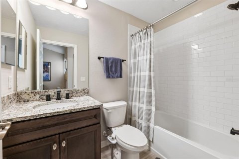 Townhouse in Wesley Chapel, Florida 2 bedrooms, 145.95 sq.m. № 1835865 - photo 21