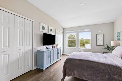 Townhouse in Wesley Chapel, Florida 2 bedrooms, 145.95 sq.m. № 1835865 - photo 20