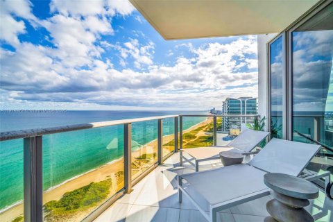 Condo in Pompano Beach, Florida, 3 bedrooms  № 1974131 - photo 10