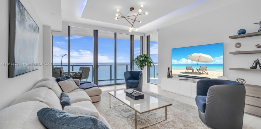 Condo in Pompano Beach, Florida, 3 bedrooms  № 1974131