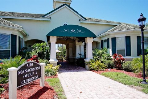 Copropriété à louer à Sarasota, Floride: 3 chambres, 127.83 m2 № 2415147 - photo 13
