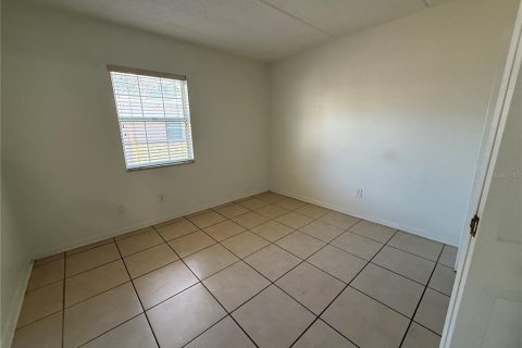 Condo in Tampa, Florida, 2 bedrooms № 2104979 - photo 18