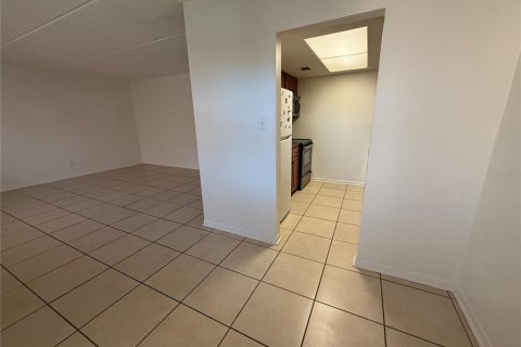 Condo in Tampa, Florida, 2 bedrooms № 2104979 - photo 7