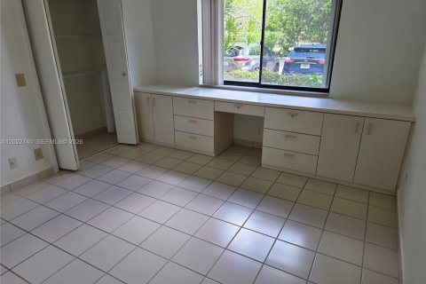 Снять в аренду кондоминиум в Уэстон, Флорида 2 спальни, 114.36м2, № 2087212 - фото 19