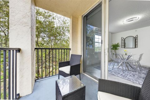 Condo in Fort Lauderdale, Florida, 2 bedrooms  № 2240937 - photo 22