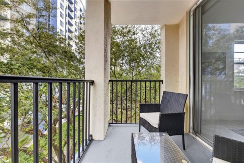 Condo in Fort Lauderdale, Florida, 2 bedrooms  № 2240937 - photo 21