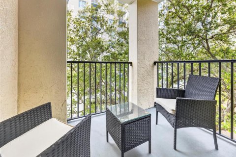Condo in Fort Lauderdale, Florida, 2 bedrooms  № 2240937 - photo 20
