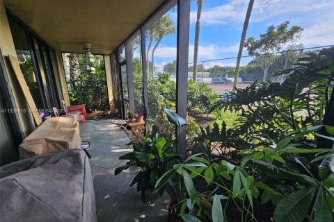 Condo in Davie, Florida, 2 bedrooms  № 1991248 - photo 3