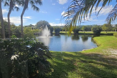 Condo in Davie, Florida, 2 bedrooms  № 1991248 - photo 21