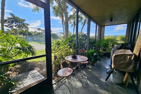 Condo in Davie, Florida, 2 bedrooms  № 1991248 - photo 2