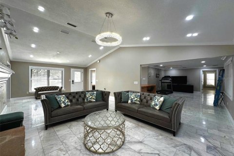 House in Windermere, Florida 4 bedrooms, 244.89 sq.m. № 1658615 - photo 6