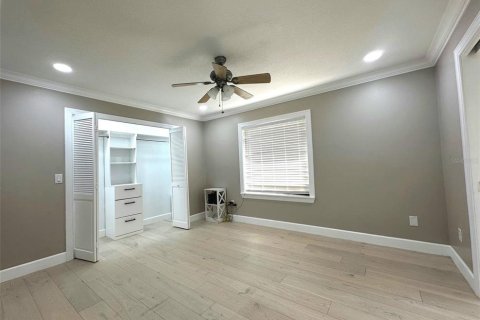 House in Windermere, Florida 4 bedrooms, 244.89 sq.m. № 1658615 - photo 22